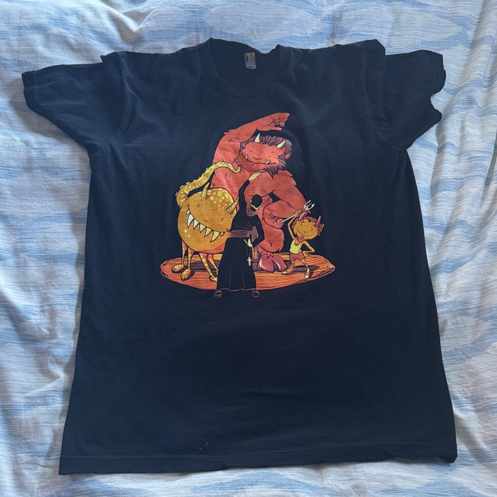 Black Graphic Tee - Short Sleeve